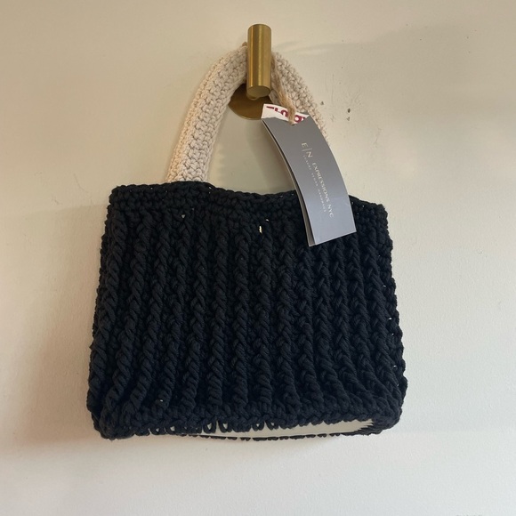 NWT ExpressionsNYC|| Vegan Luxury Vegan Handbag, Crochet Bag, VIRAL - Picture 7 of 8